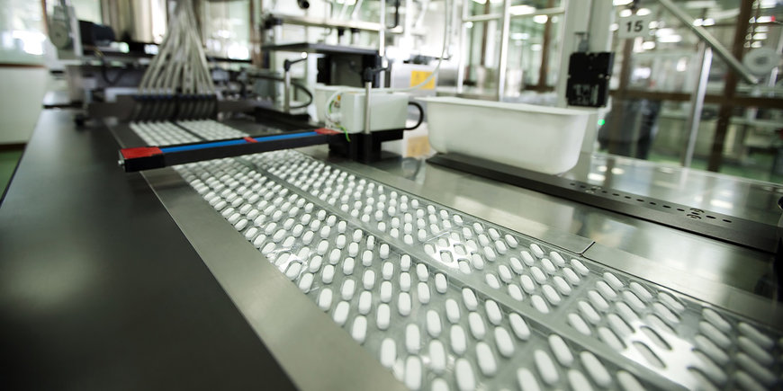 Tsubaki Lambda Lube Free roller chain maximises uptime for pharmaceutical blister packaging machine